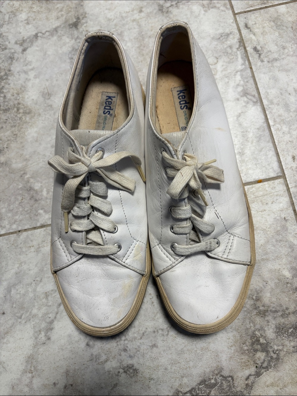 Keds White Leather Low-Top Lace-Up Sneakers GUC.